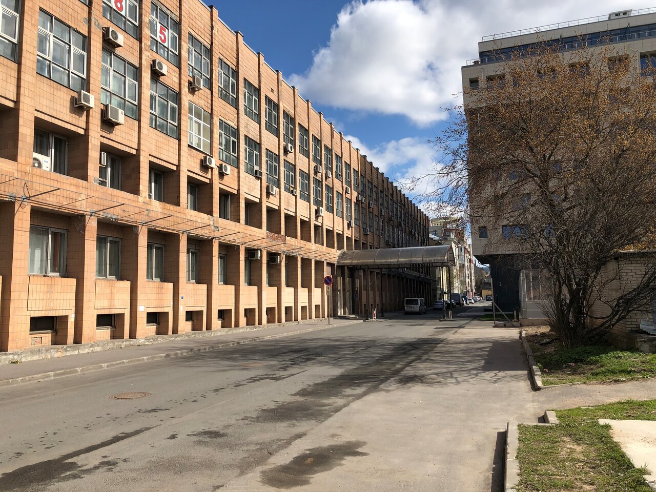 ЧОУ ВО «СПбИЭУ»